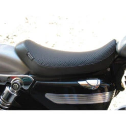 Granucci Solo Drivers Seat For Harley-Davidson Sportster 883 &1200 04-06, 10-15