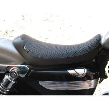 Granucci Solo Drivers Seat For Harley-Davidson Sportster 883 &1200 04-06, 10-15