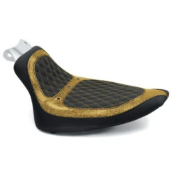 Mustang 75191MG Revere Runner Vent Solo Seat For Harley Softail '00-'15