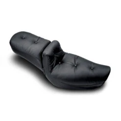 Mustang 75532 One Piece Regal Duke Seat For Harley-Davidson Dyna Glide (1996-2003)