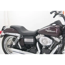 Mustang 76059 Tripper Fastback One-Piece Seat, Black For Harley Dyna '06-'17